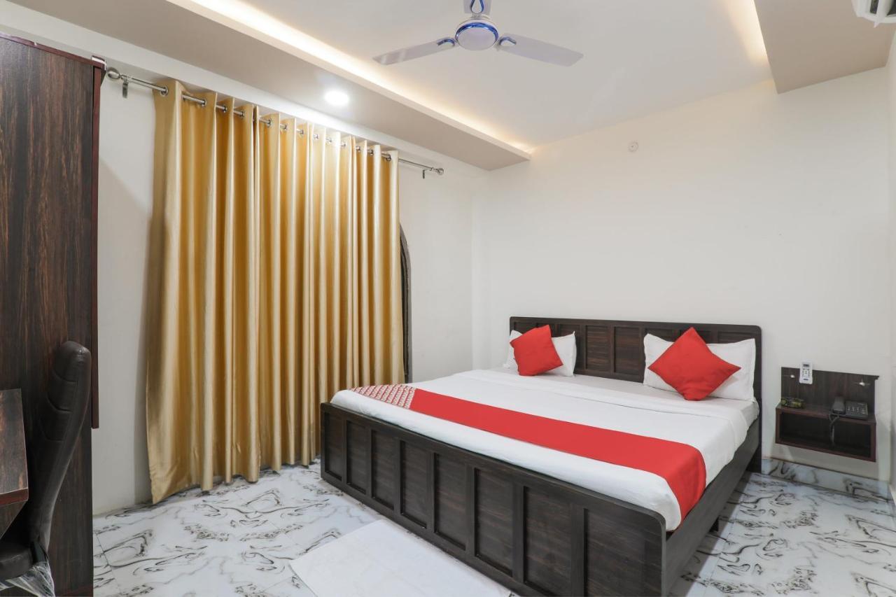 Hotel O Aastha Near Chaudhary Charan Singh International Airport Bijnaur Exterior photo
