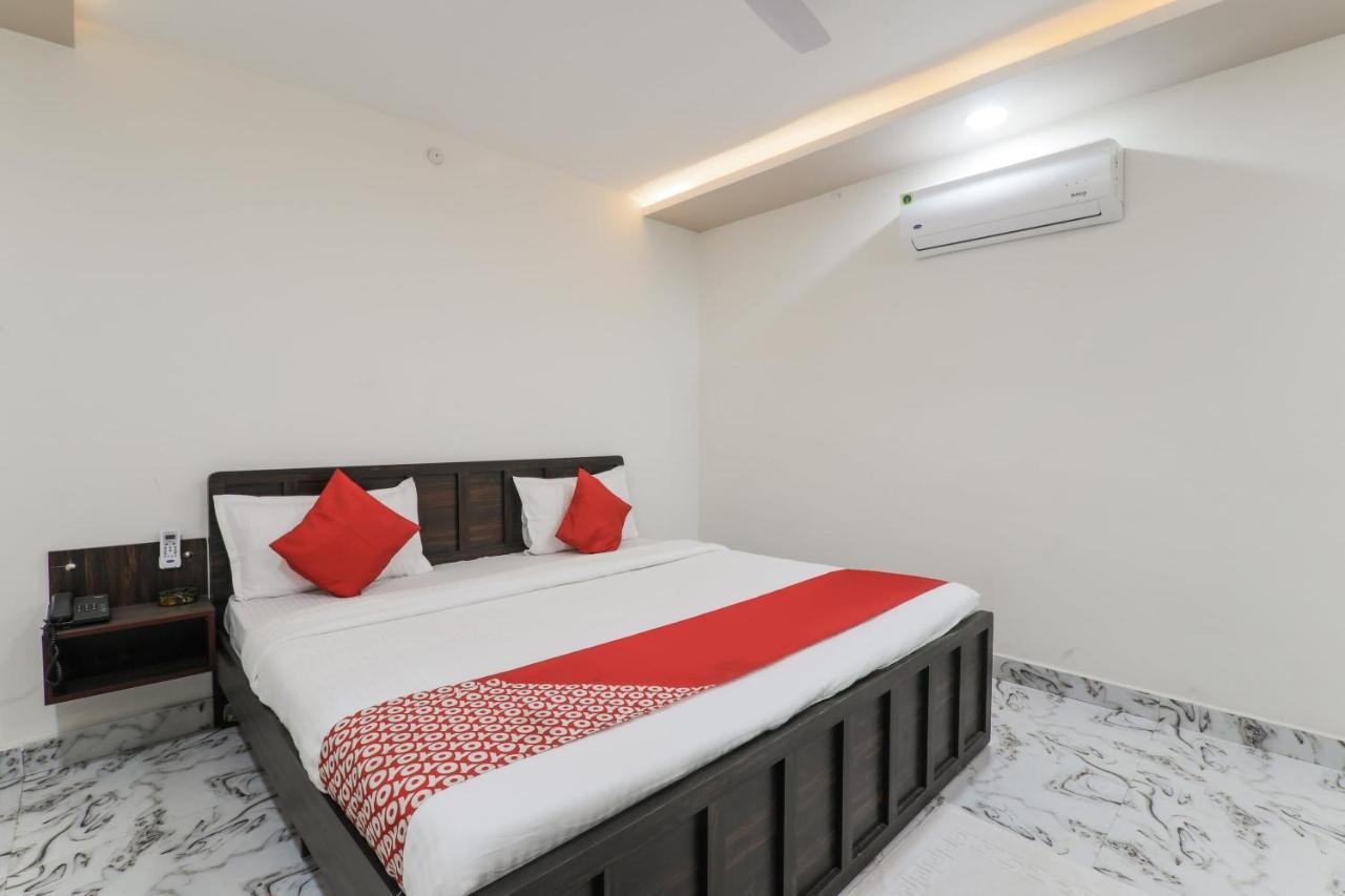 Hotel O Aastha Near Chaudhary Charan Singh International Airport Bijnaur Exterior photo