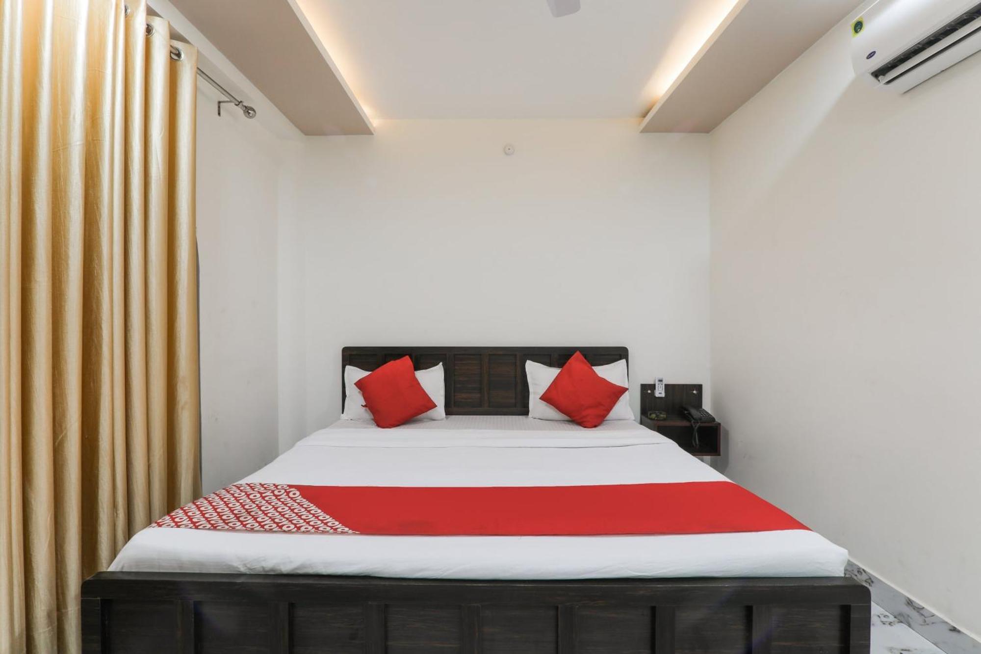 Hotel O Aastha Near Chaudhary Charan Singh International Airport Bijnaur Exterior photo