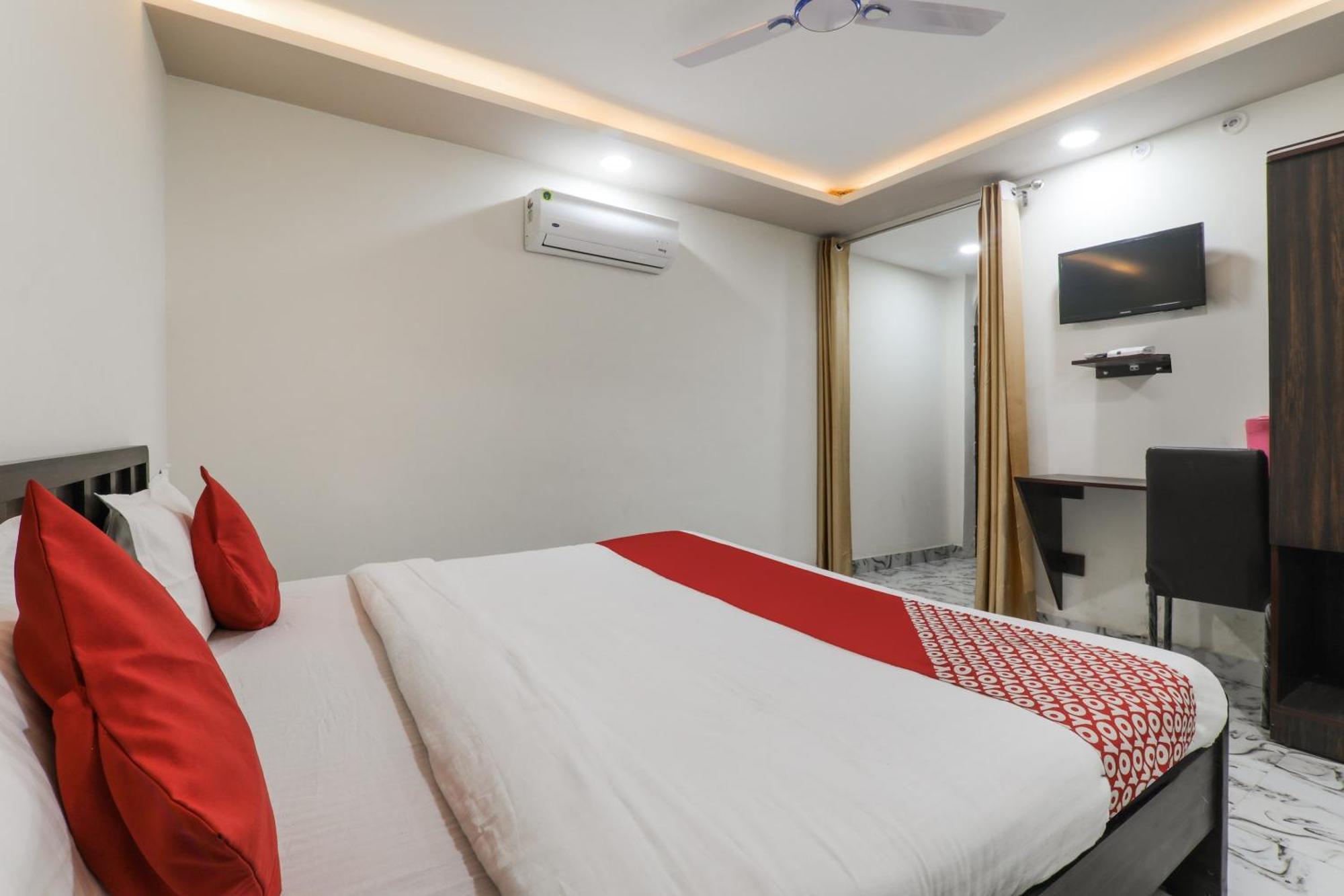 Hotel O Aastha Near Chaudhary Charan Singh International Airport Bijnaur Exterior photo